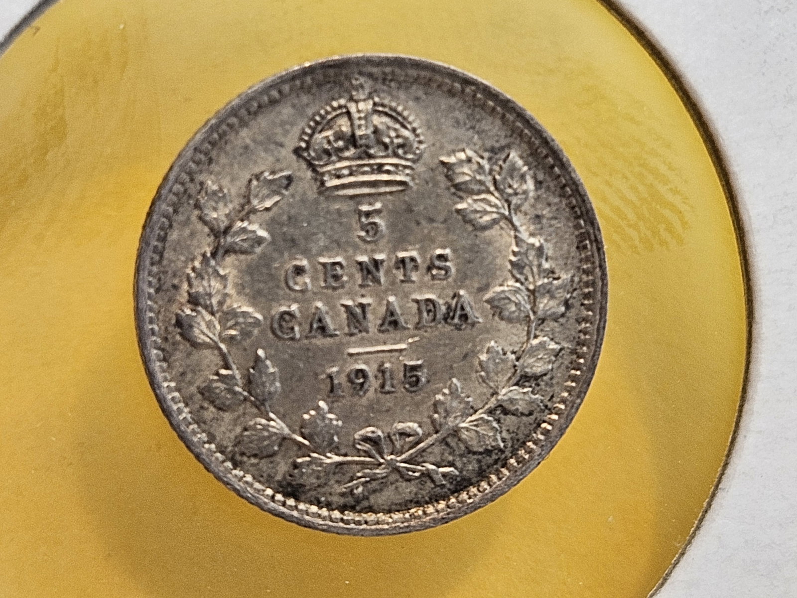 * Bright About Uncirculated plus 1915 Canada silver 5 cents - 7