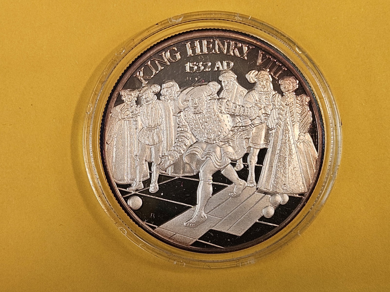 Cool! KING Henry VIII Bowling silver coin - 2