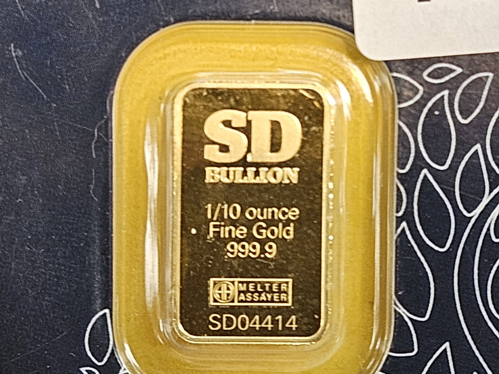 GOLD! SD Bullion One-tenth Troy ounce .9999 fine gold bar (1 of 4)