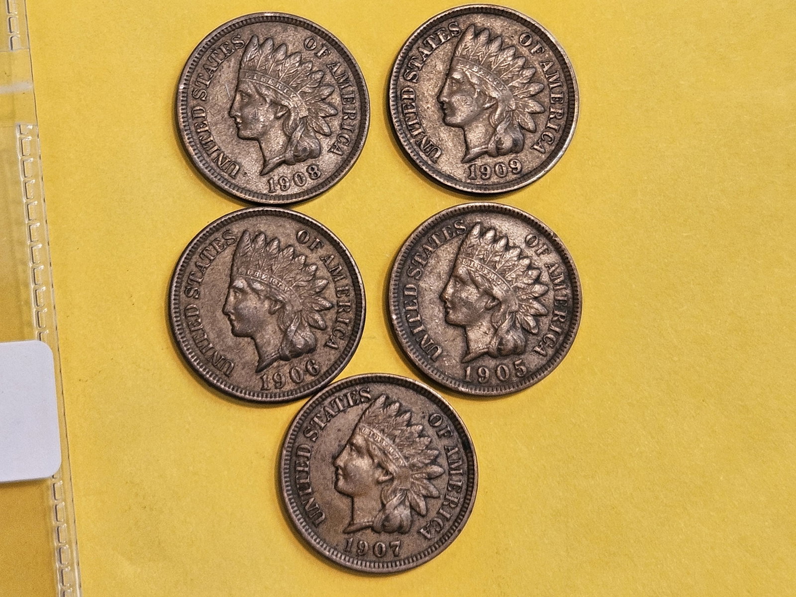 Five Indian cents in Extra Fine plus to About Uncirculated plus: All 1900's