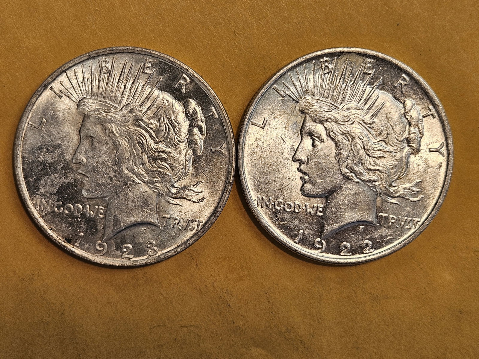 Two Brilliant Uncirculated Peace silver Dollars (1 of 3)