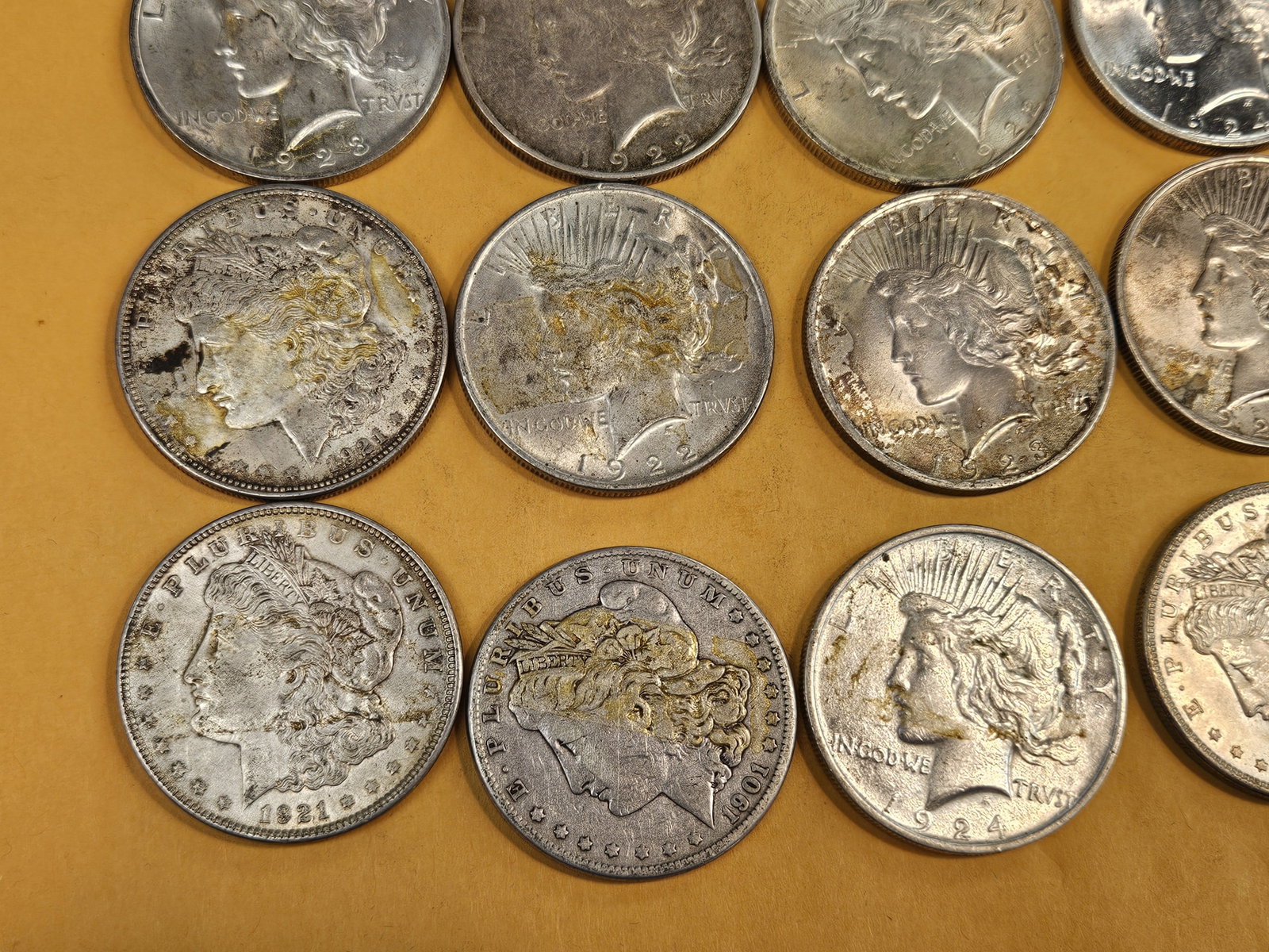 ** FULL ROLL ** Twenty Silver Dollars - 5