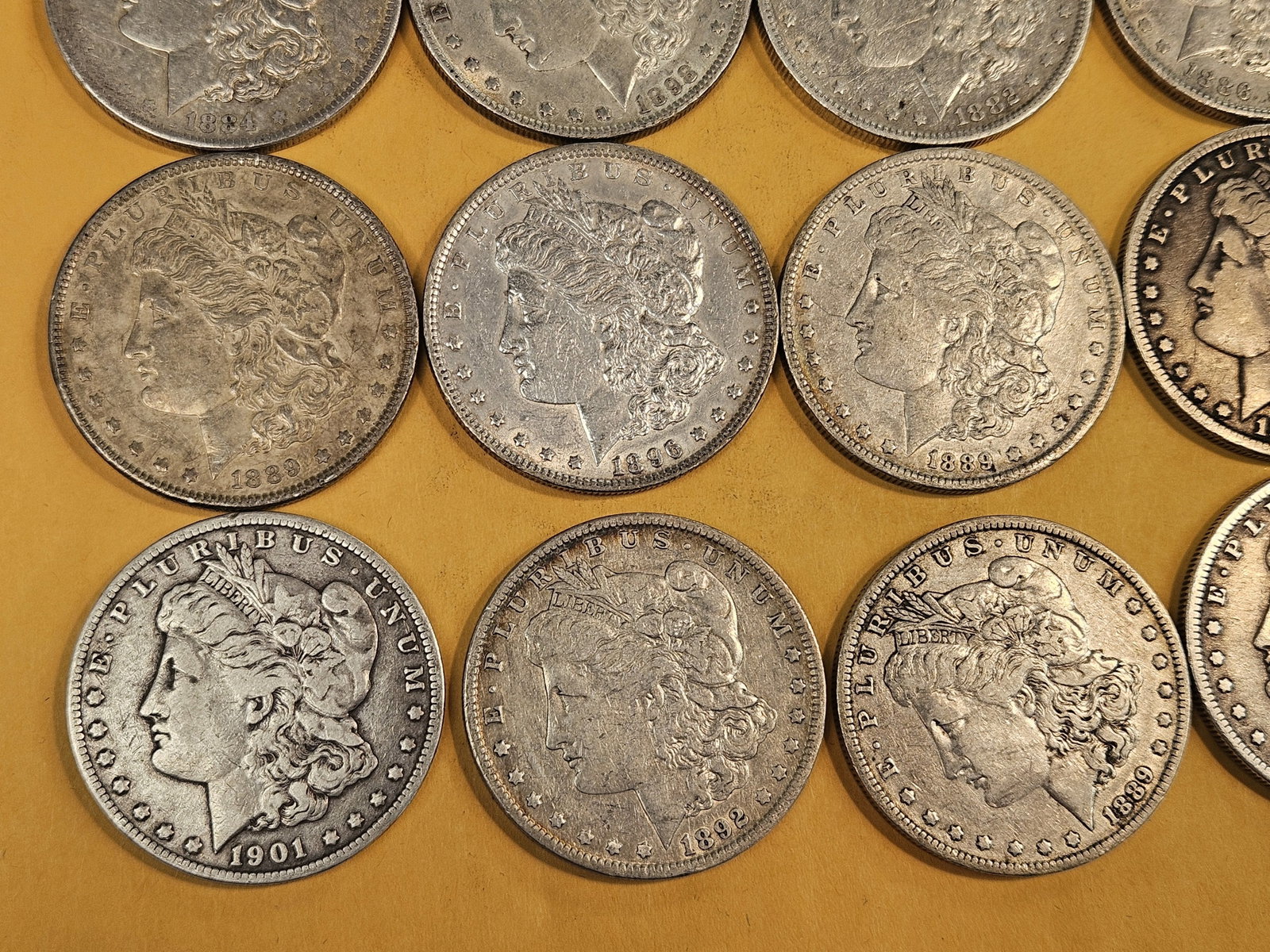 ** FULL ROLL ** Twenty Morgan Silver Dollars - 4