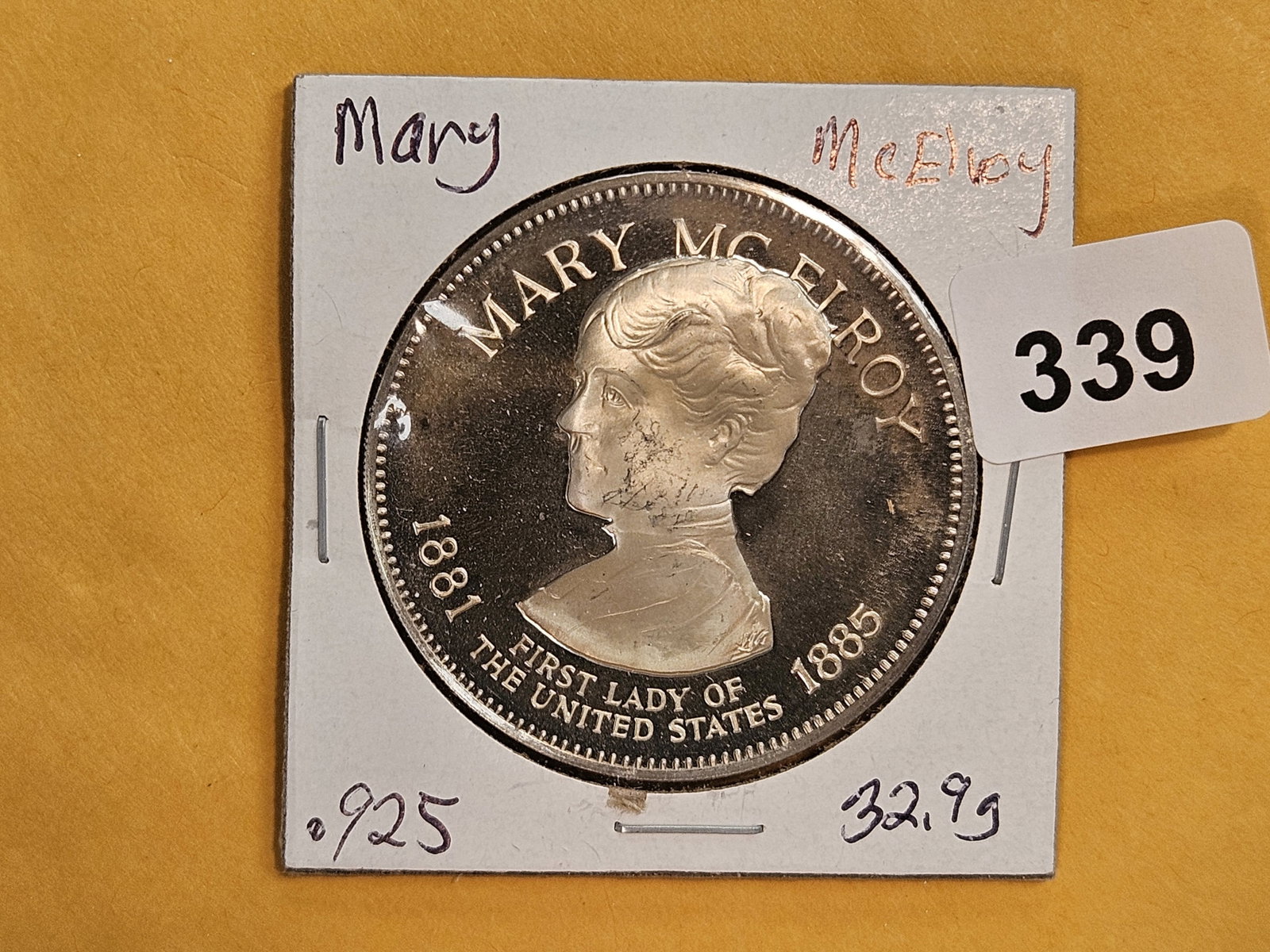 Sterling Silver Proof Art Round (1 of 2)
