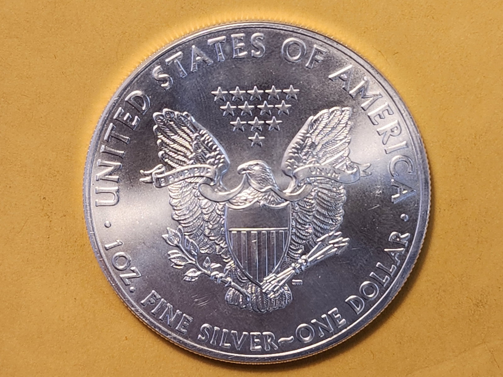 GEM Brilliant Uncirculated 2015 American Silver Eagle - 4