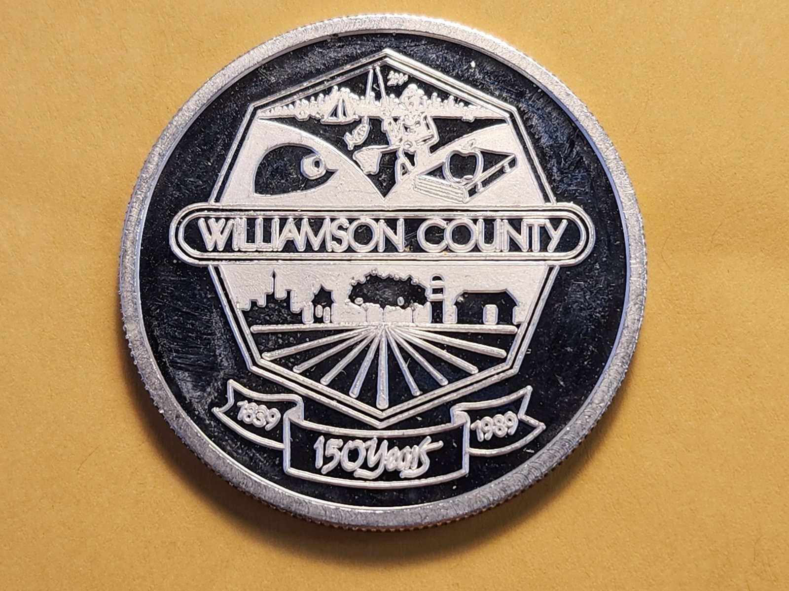 One Troy Ounce .999 Fine Silver Proof Art Round (1 of 4)