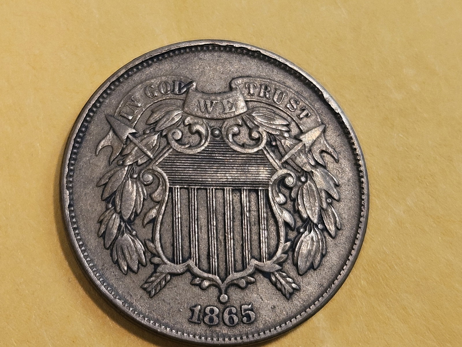 1865 Two Cent piece in Extra Fine - 3