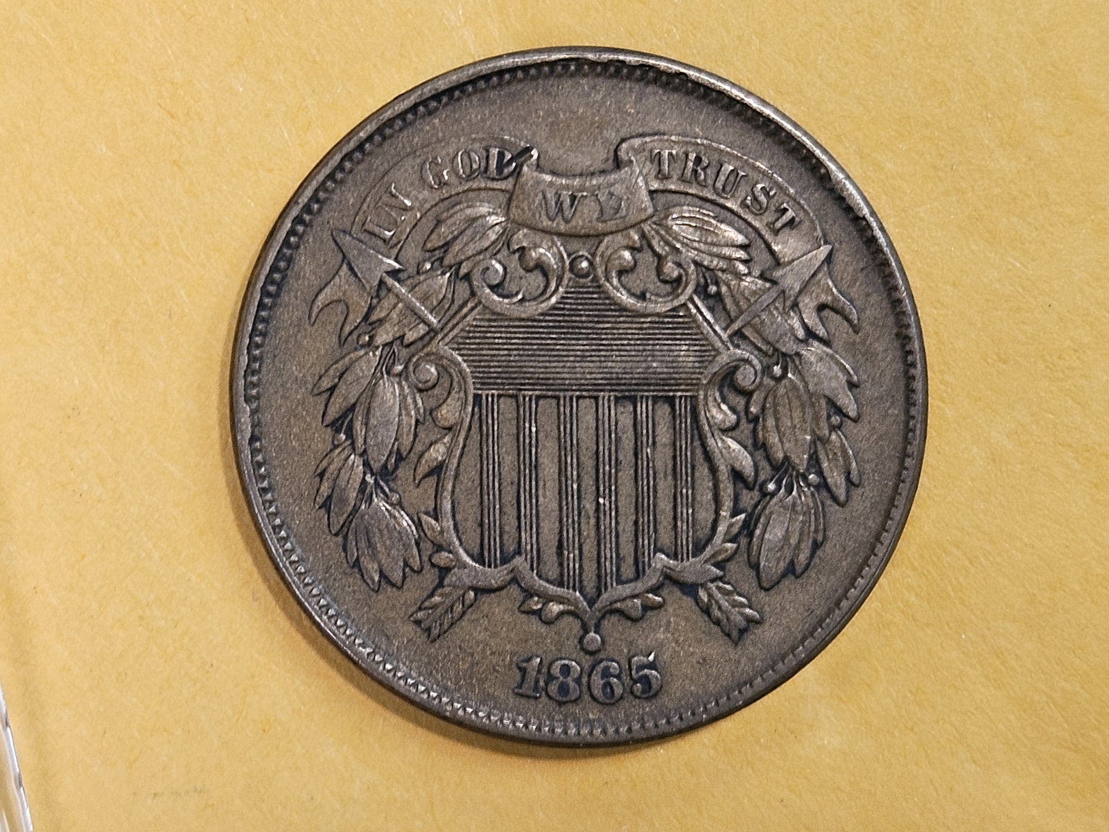 1865 Two Cent piece in Extra Fine - 4