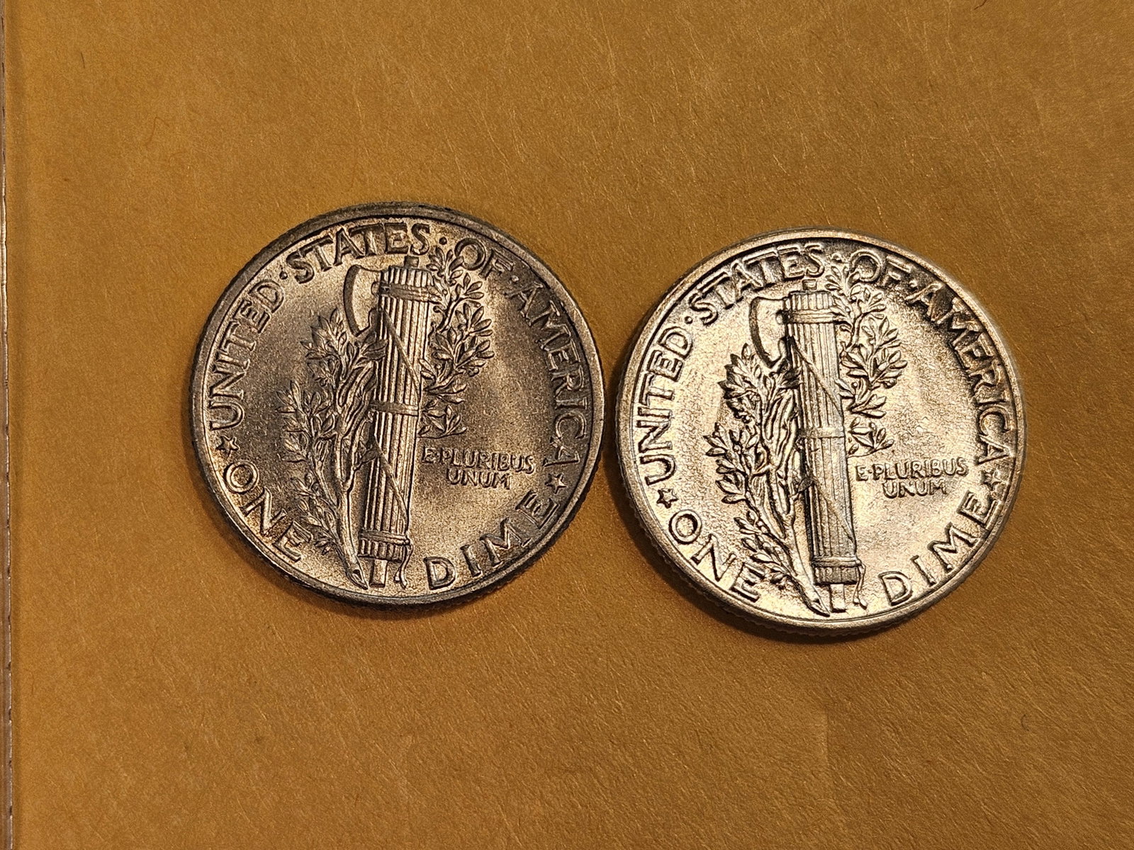 Two Choice Brilliant Uncirculated Mercury silver Dimes - 4