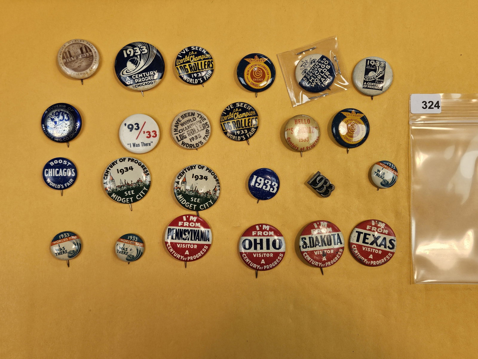 ** Very Cool collection of 1933 Century of Progress World's Fair pinbacks: Great little mix!