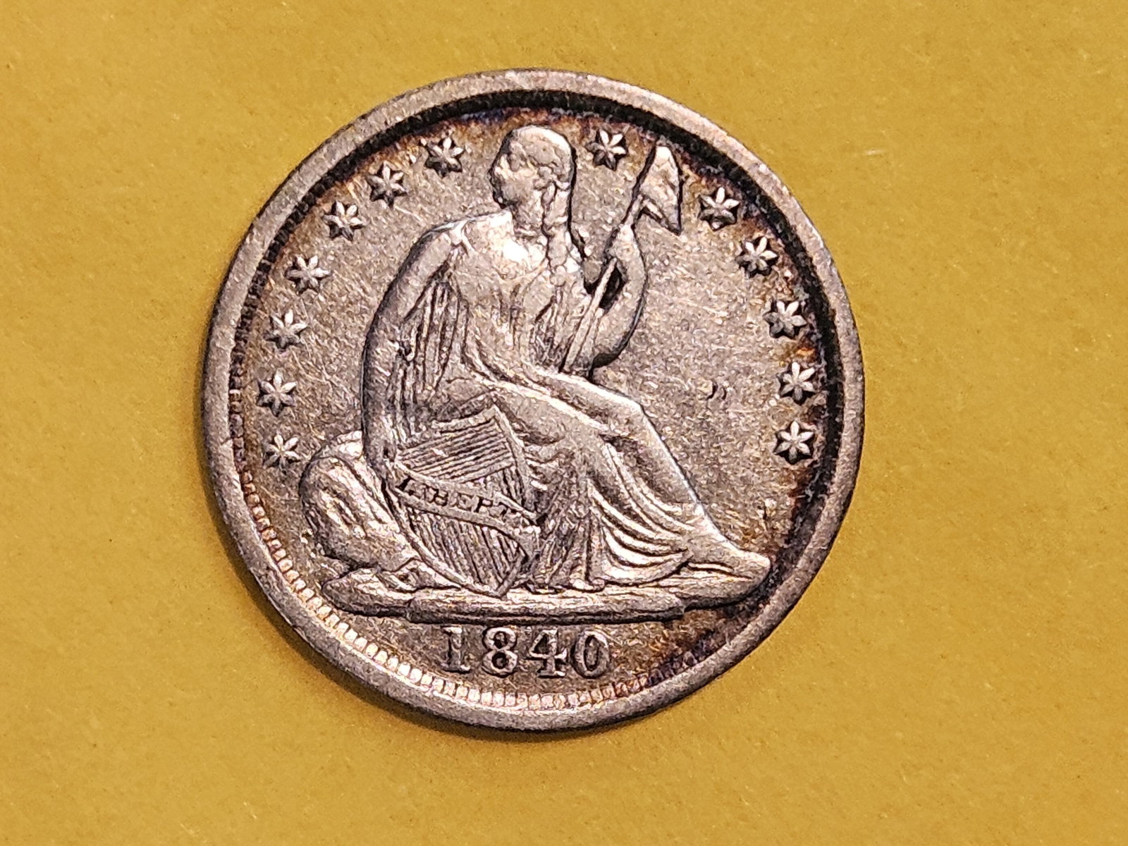 1840 Seated Liberty silver Half Dime in Extra Fine - 4