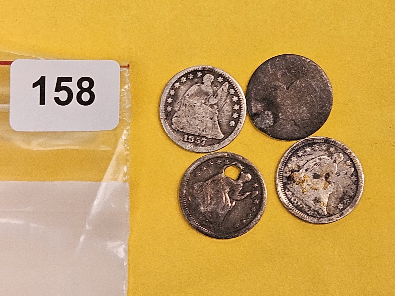 Four mixed Seated Liberty silver Half-Dimes - 2