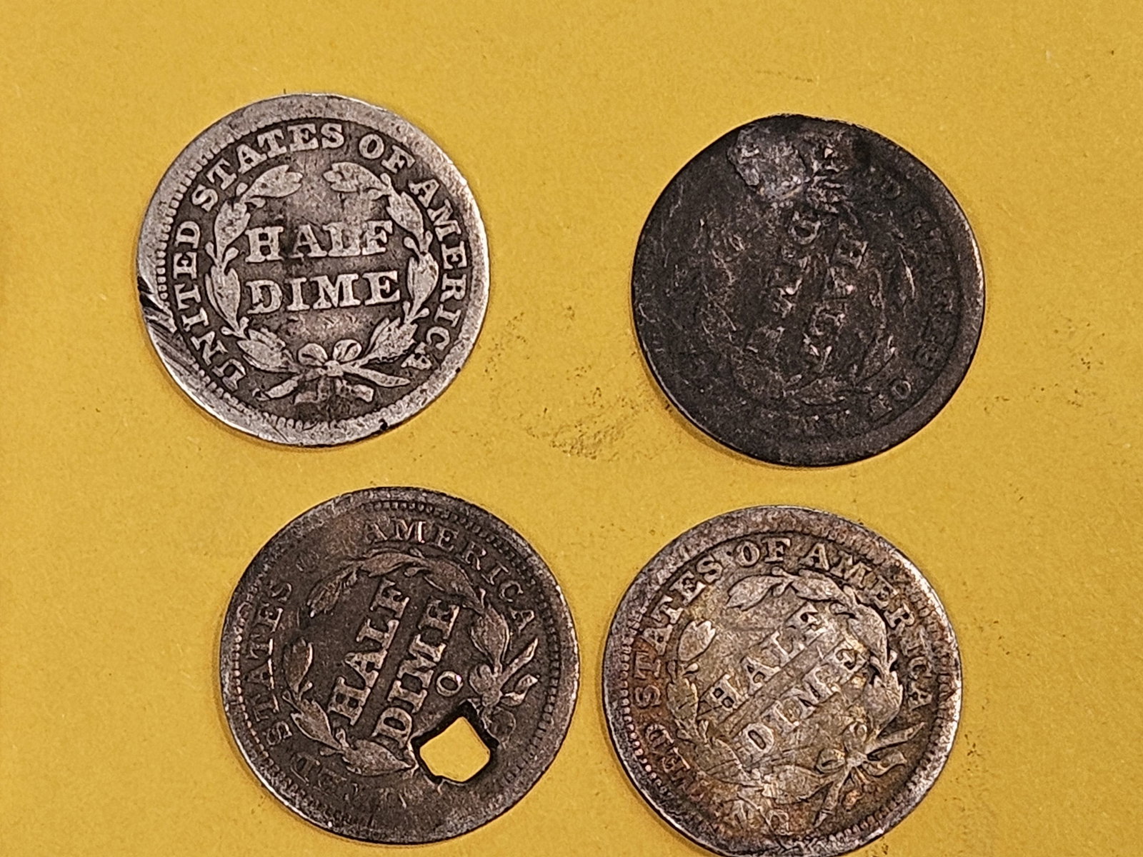 Four mixed Seated Liberty silver Half-Dimes - 3