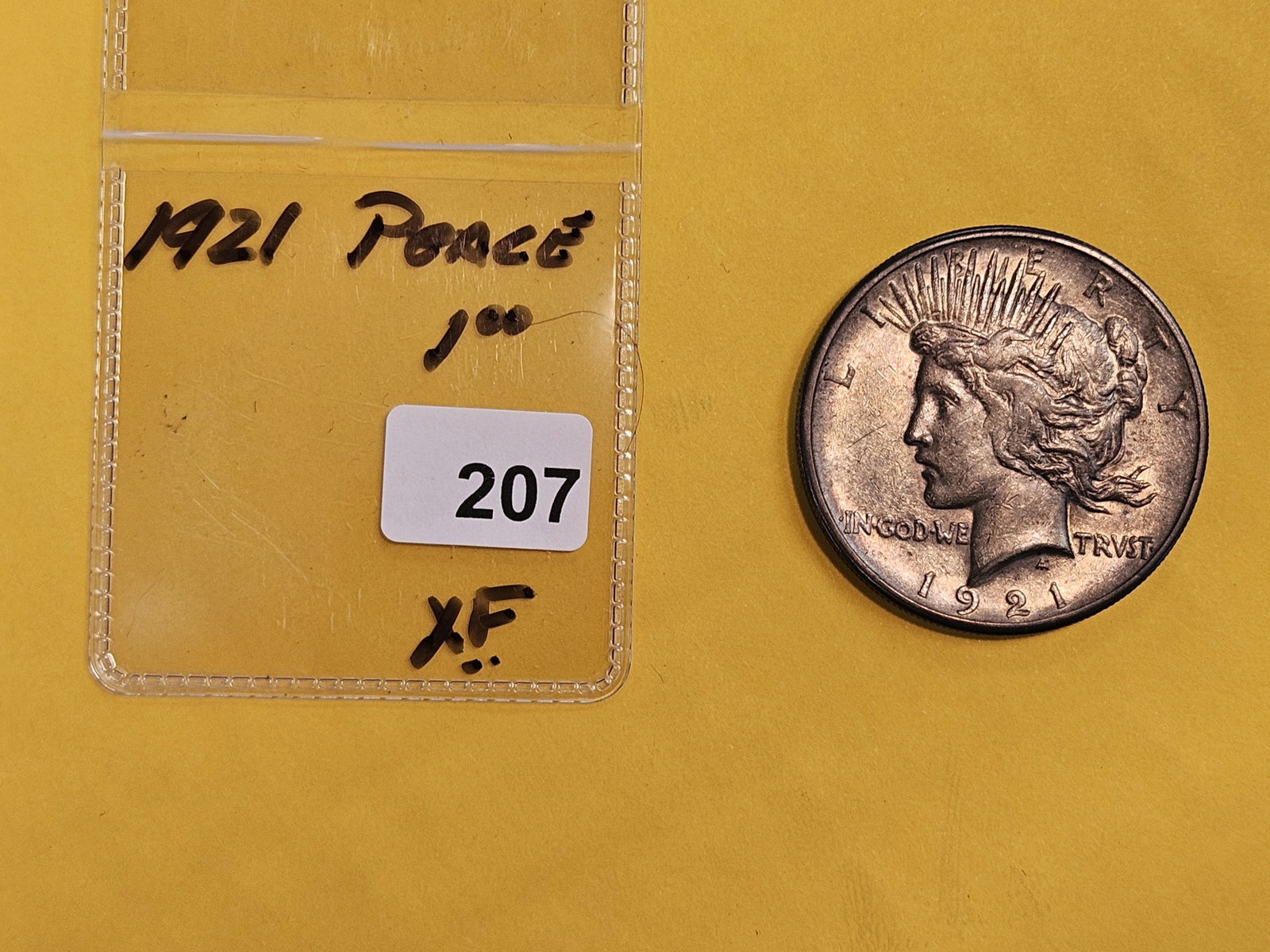 KEY DATE ! 1921 Peace silver Dollar in Extra Fine - 2