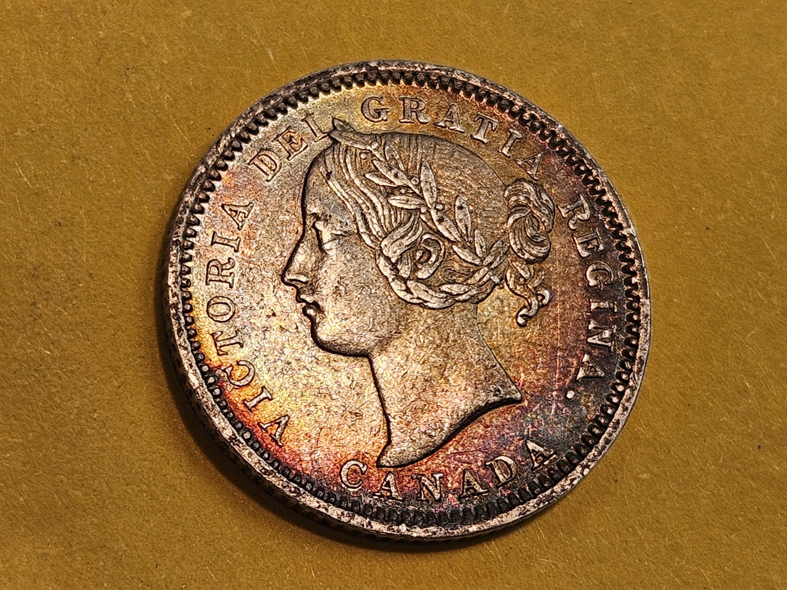 Choice Brilliant About Uncirculated plus 1901 Canada silver 10 cents - 3