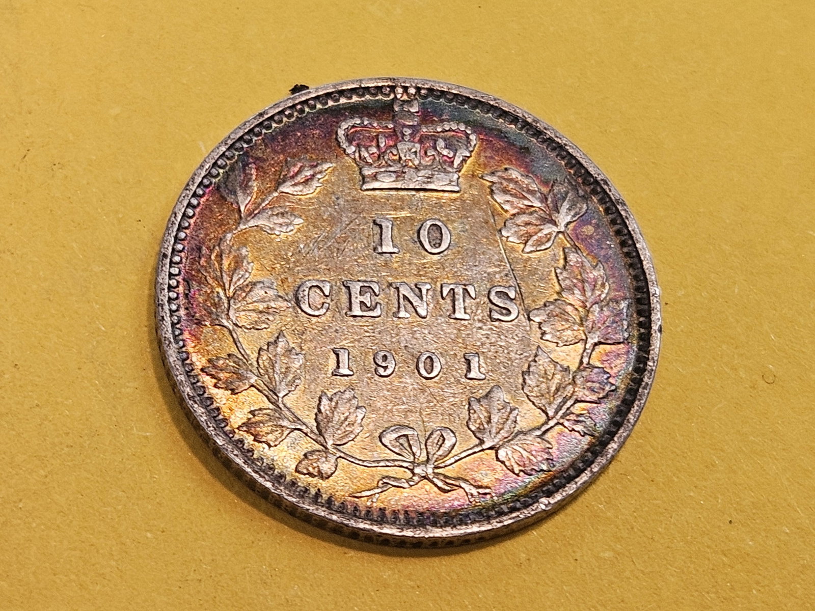 Choice Brilliant About Uncirculated plus 1901 Canada silver 10 cents - 9