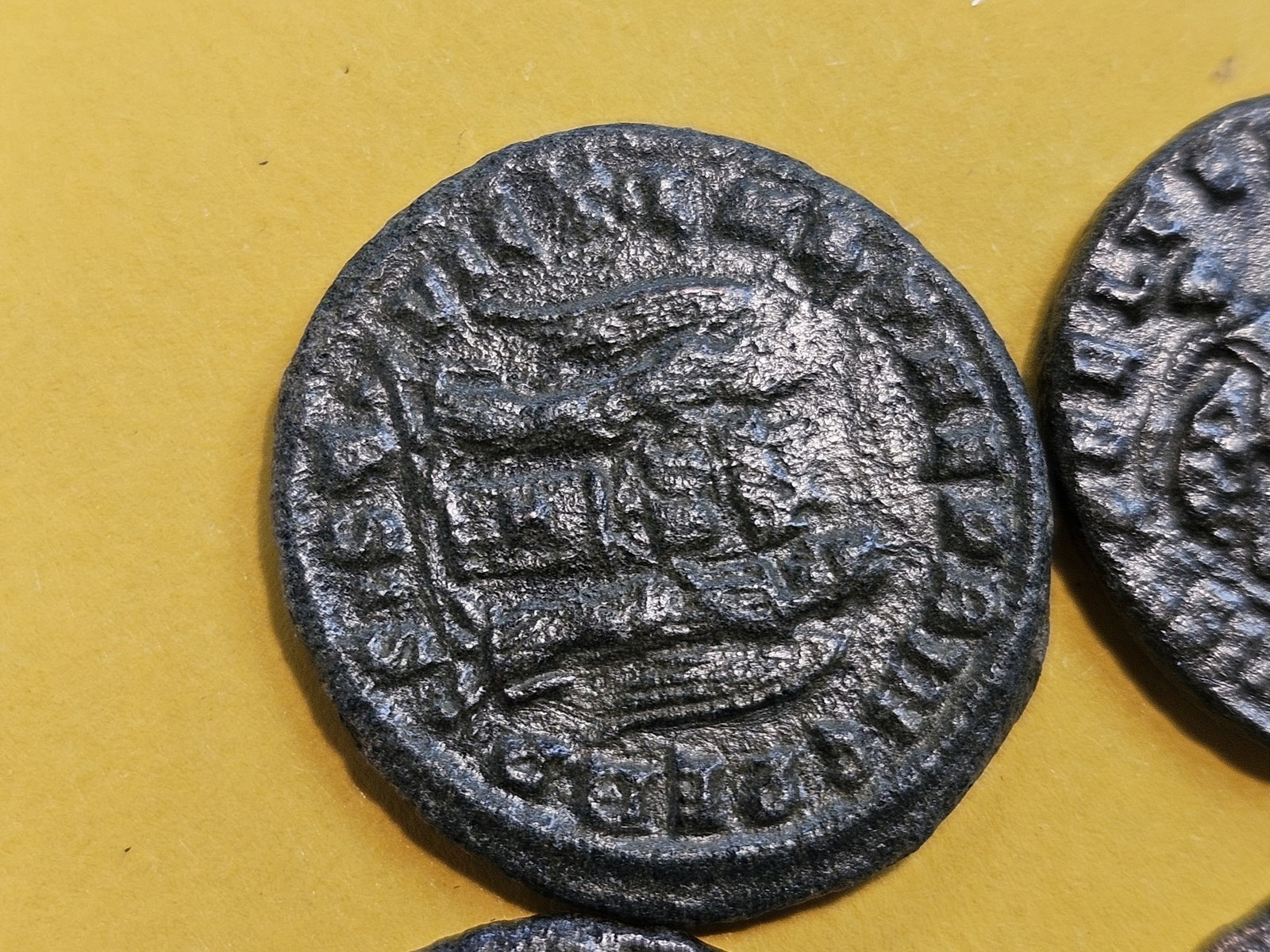ANCIENTS! Four mixed Roman empire coins - 2