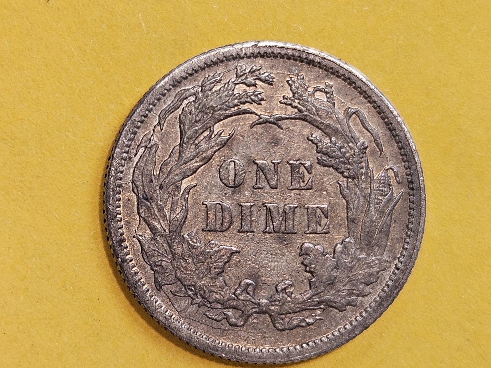 1876 Seated Liberty silver Dime in Extra Fine - 6