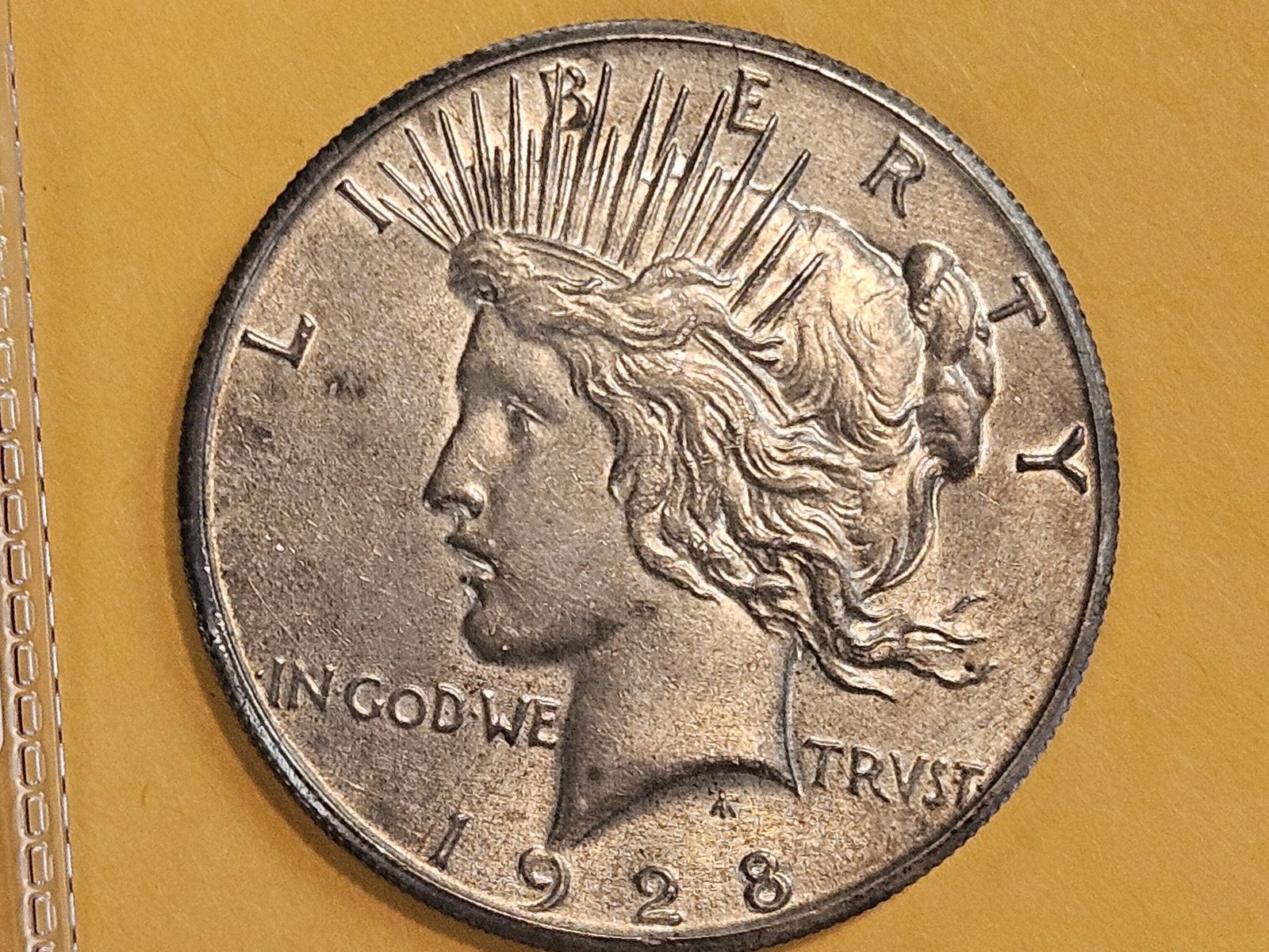 ** KEY DATE ** 1928 Peace Silver Dollar in About Uncirculated - details - 3
