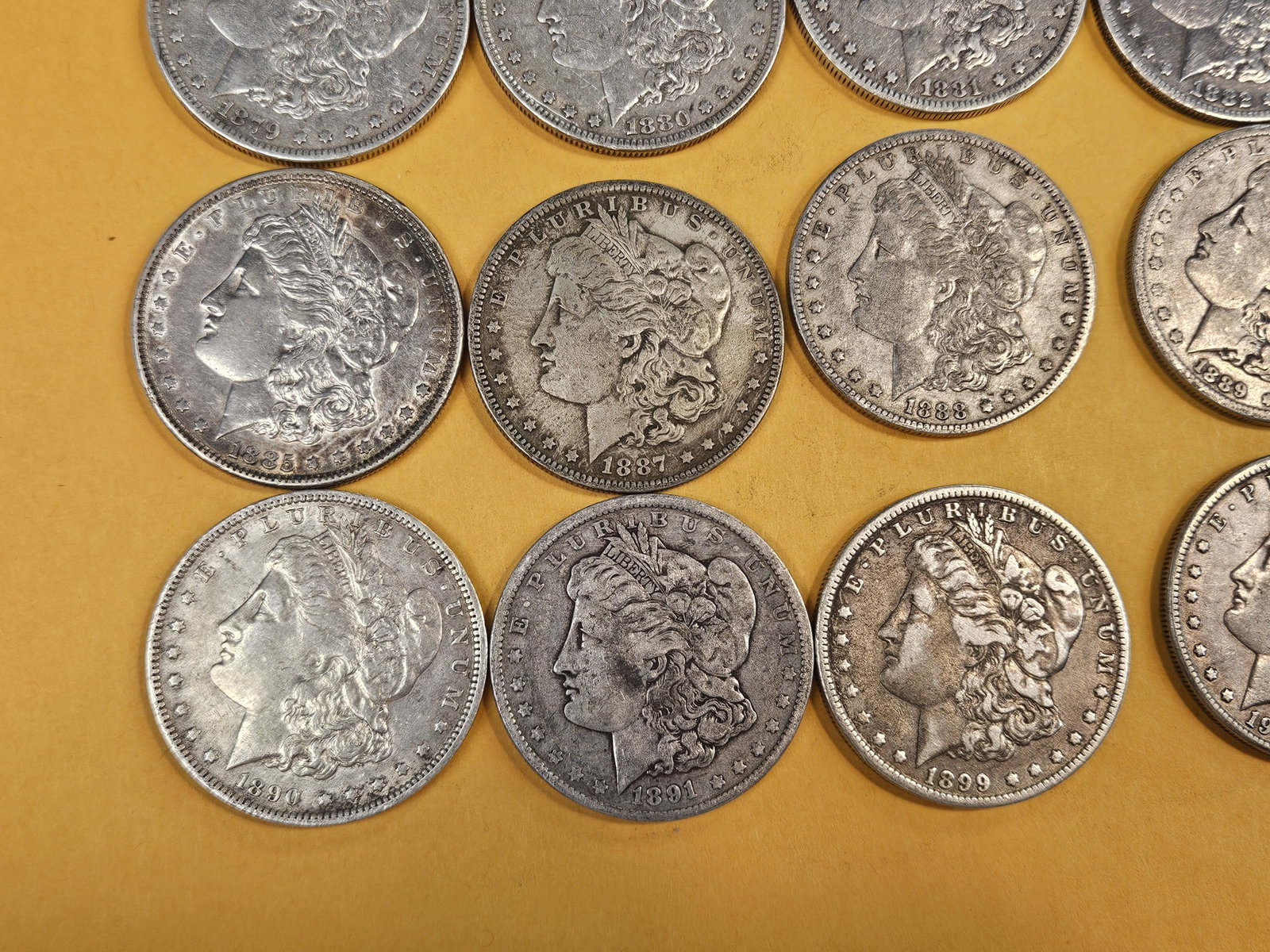 ** FULL ROLL ** Twenty Morgan Silver Dollars - 4