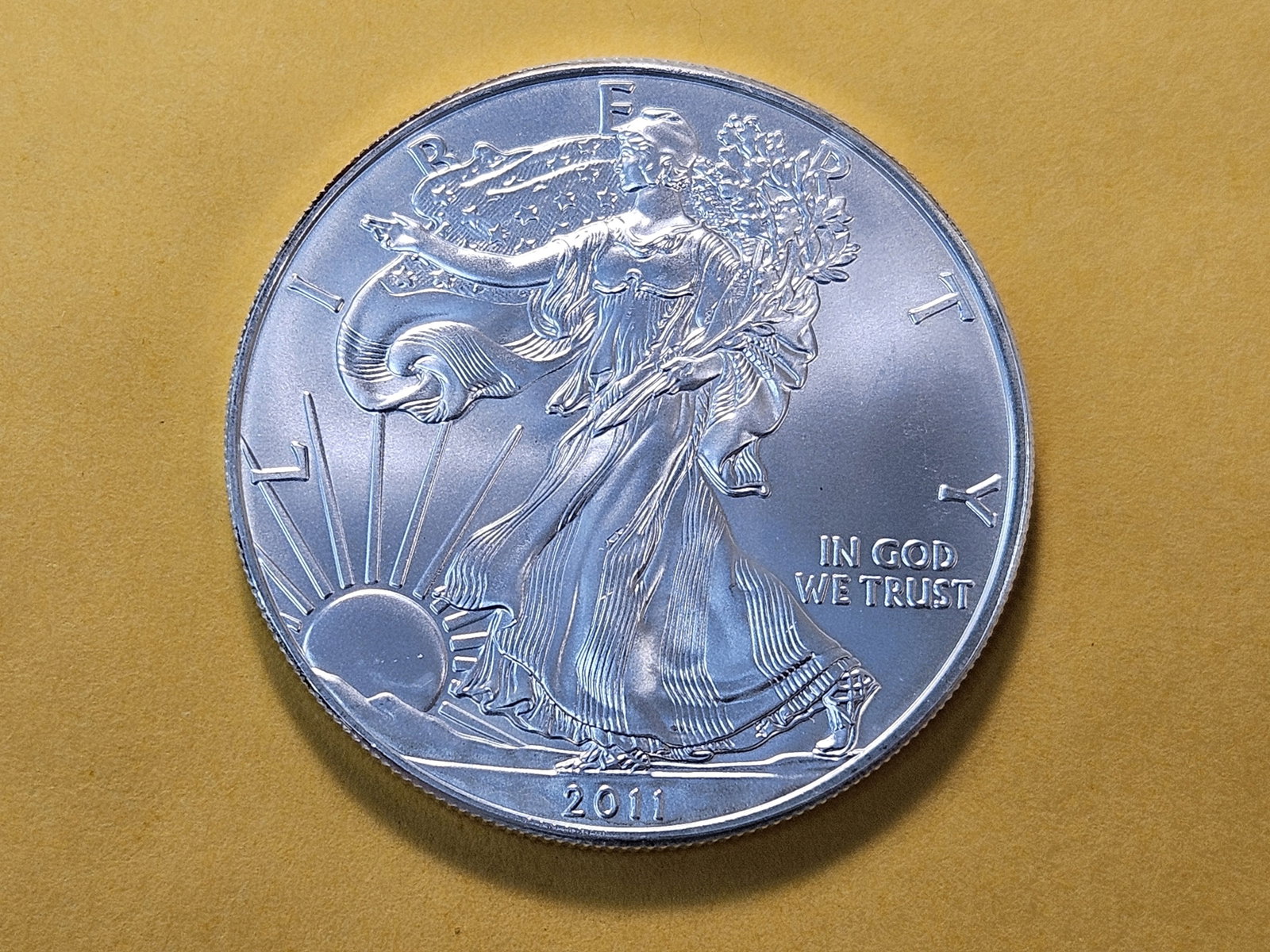 GEM Brilliant Uncirculated 2011 American Silver Eagle - 2