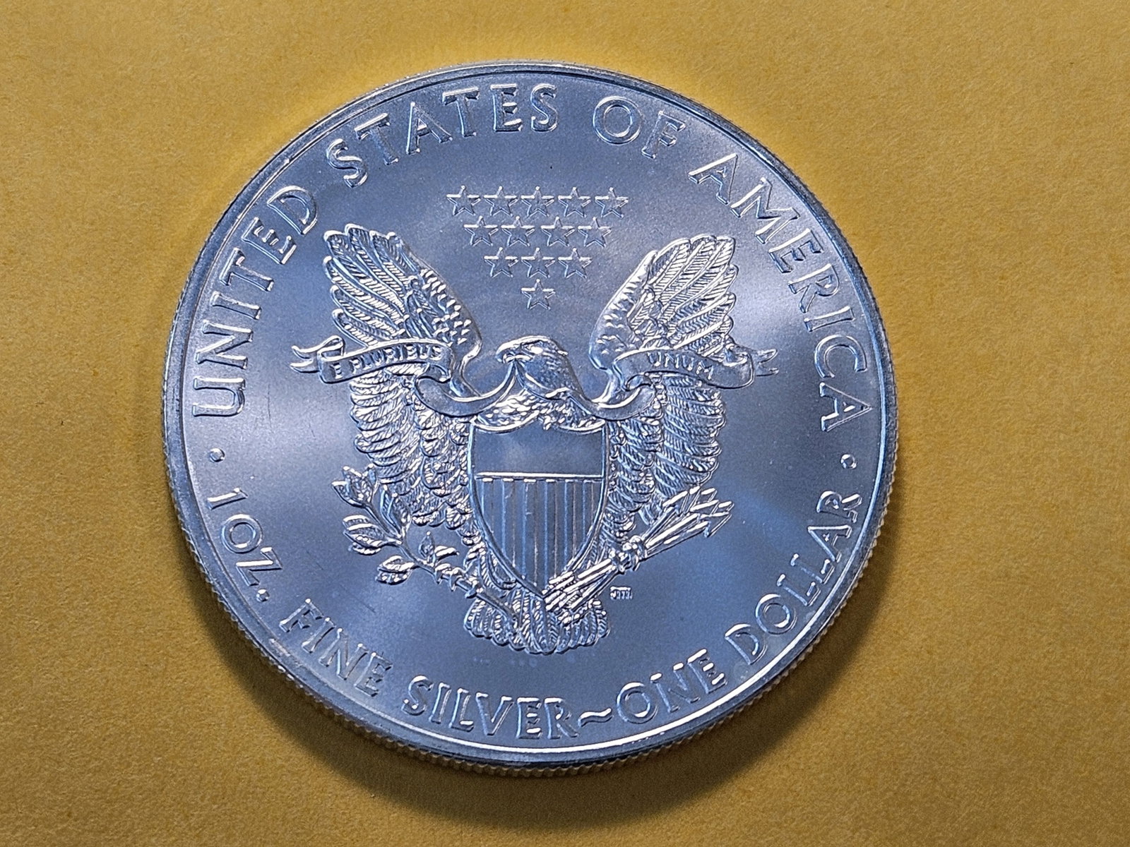 GEM Brilliant Uncirculated 2011 American Silver Eagle - 4