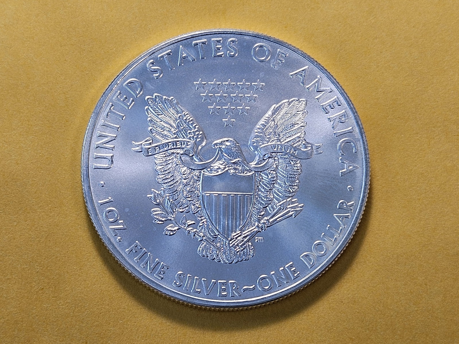 GEM Brilliant Uncirculated 2011 American Silver Eagle - 4