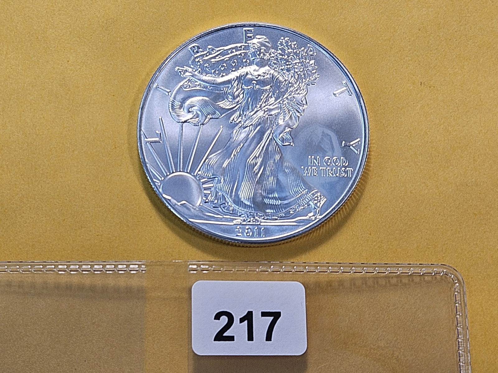 GEM Brilliant Uncirculated 2011 American Silver Eagle: Shimmering Cartwheel! From a US Mint Roll