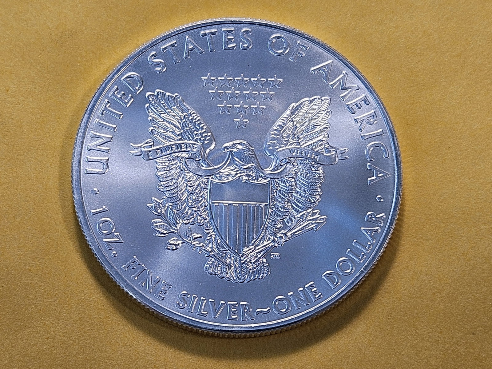 GEM Brilliant Uncirculated 2011 American Silver Eagle - 4