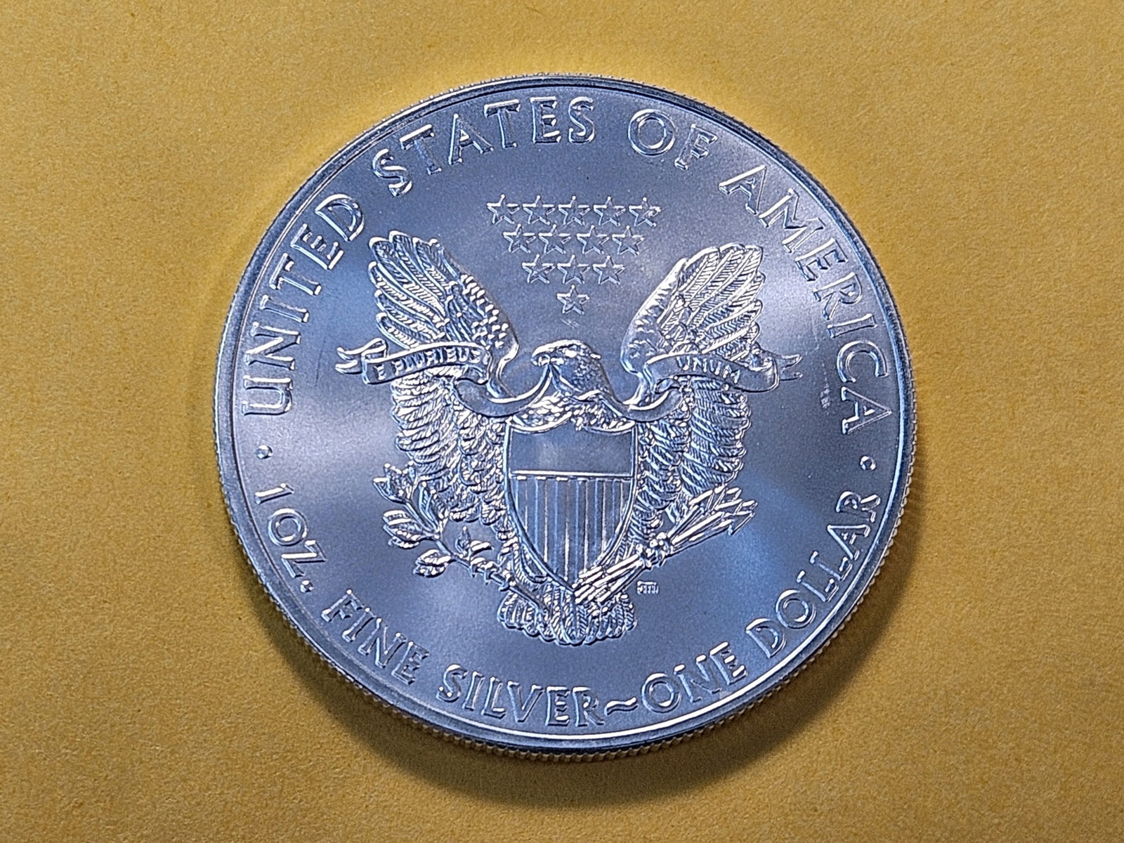 GEM Brilliant Uncirculated 2011 American Silver Eagle - 4