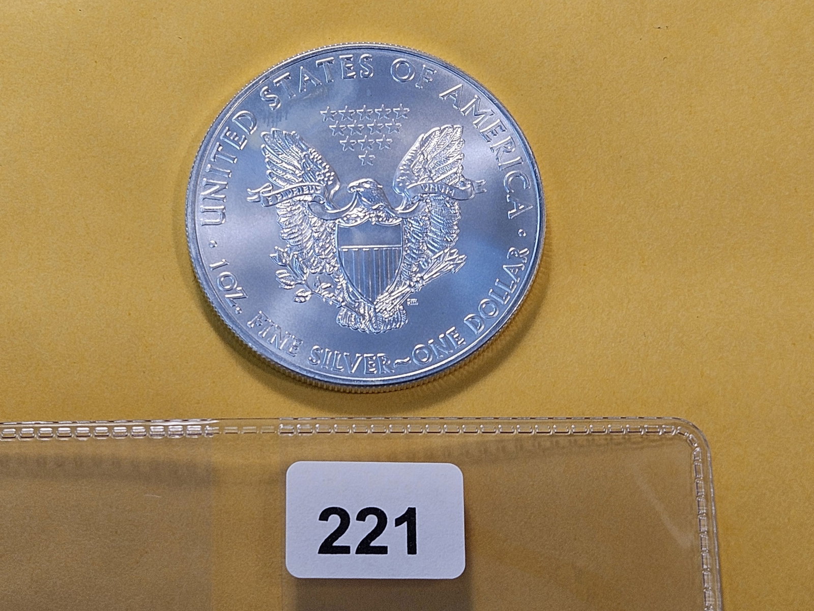 GEM Brilliant Uncirculated 2011 American Silver Eagle - 3