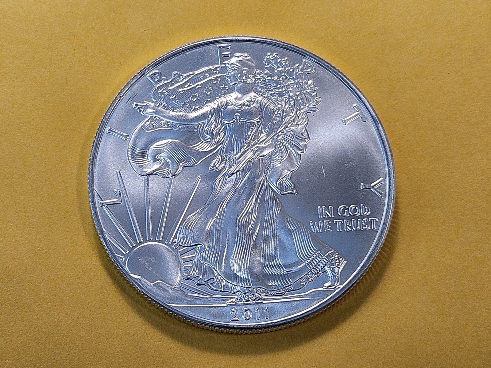 GEM Brilliant Uncirculated 2011 American Silver Eagle - 2