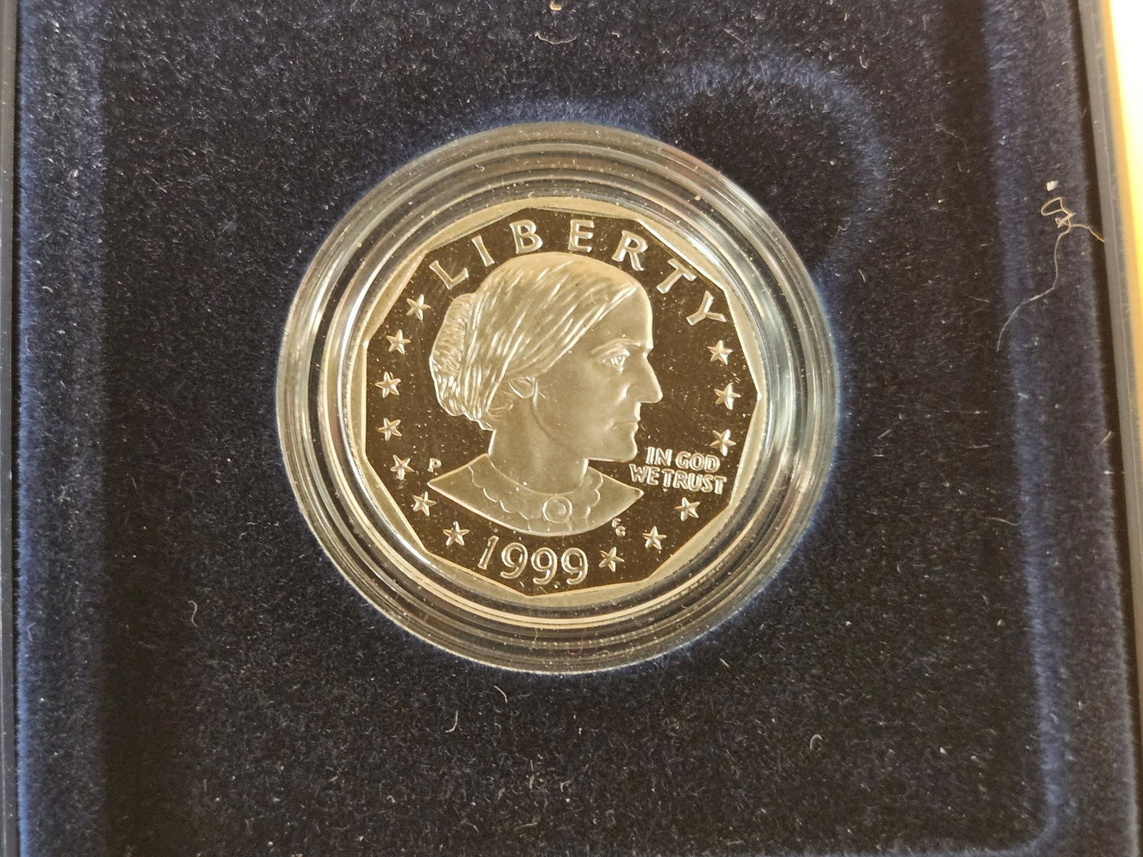 Two US Mint GEM Proof 1999 Susan B. Anthony Dollars - 4