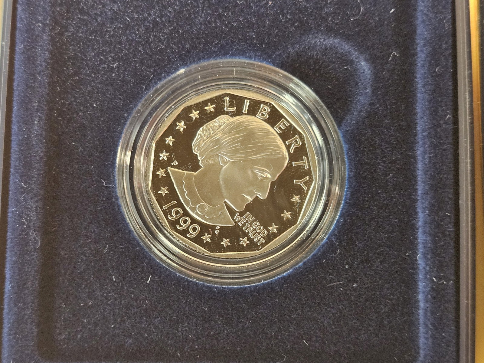 Two US Mint GEM Proof 1999 Susan B. Anthony Dollars - 3