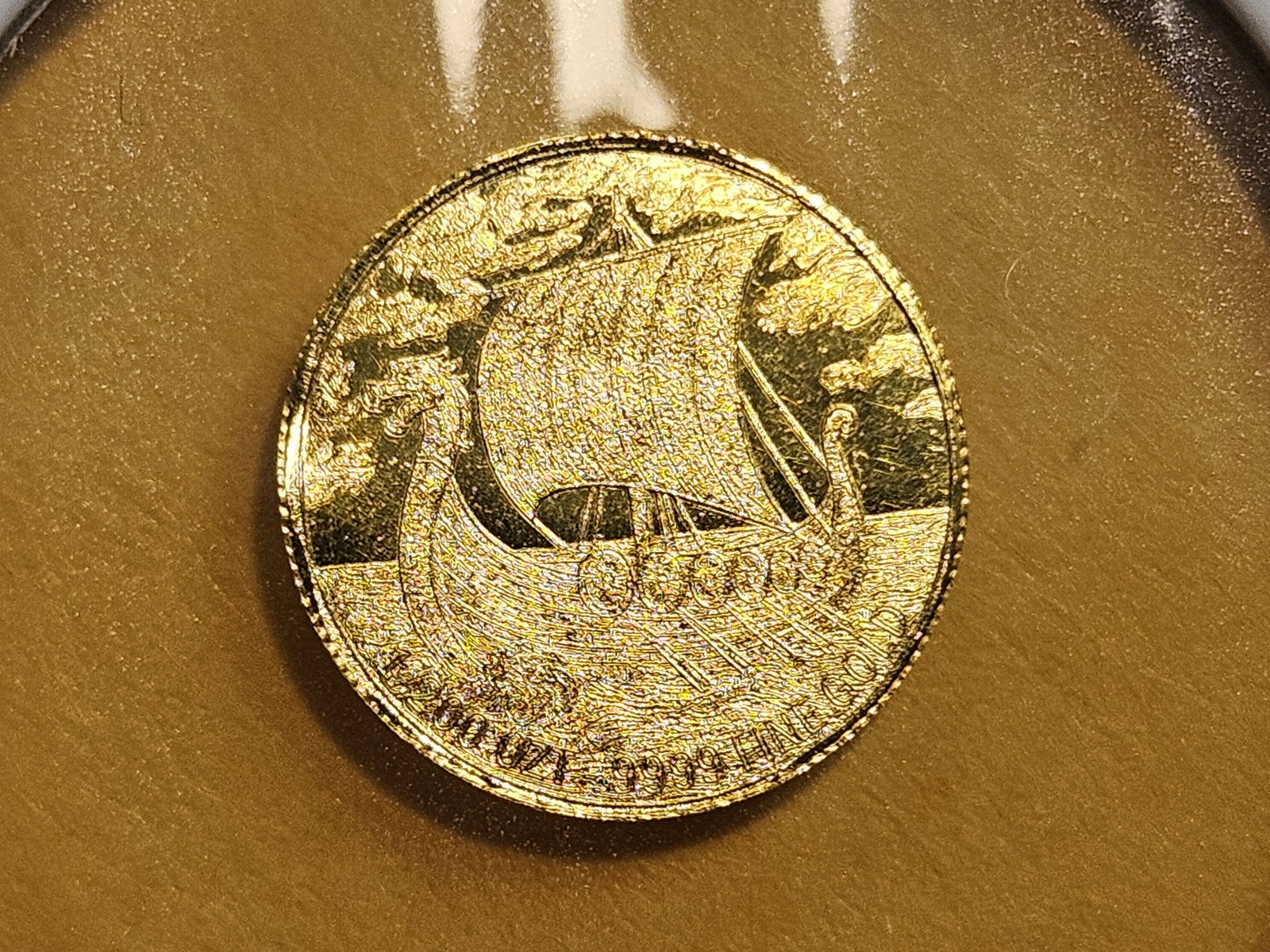 GOLD! GEM .9999 fine gold art round - 3