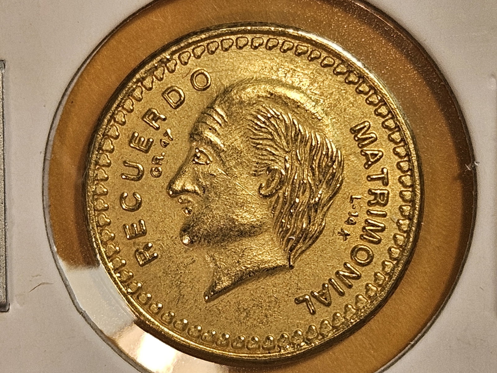 GOLD! GEM Mexican Wedding Token: Made in 8 Karat Gold. Weighs 1.8 grams. More modern version of the older Mexican wedding token