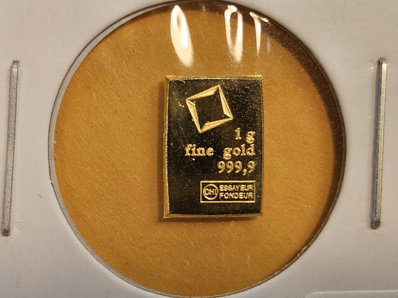 GOLD! Valcambi Suisse One Gram .9999 fine gold bar: From a Valacambi Combi-bar