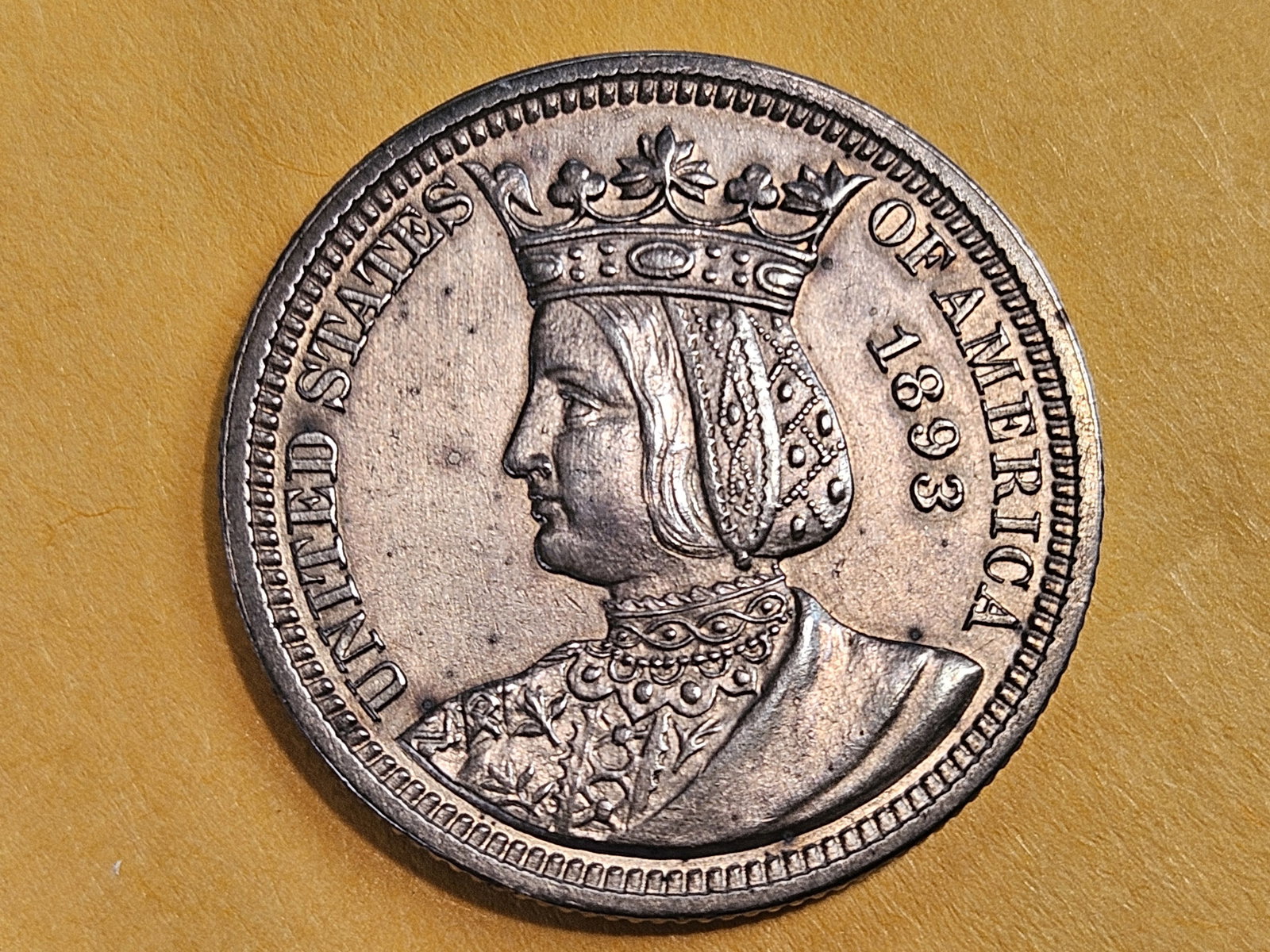 ** KEY COMMEM ** 1893 Isabella Quarter in About Uncirculated plus - 4