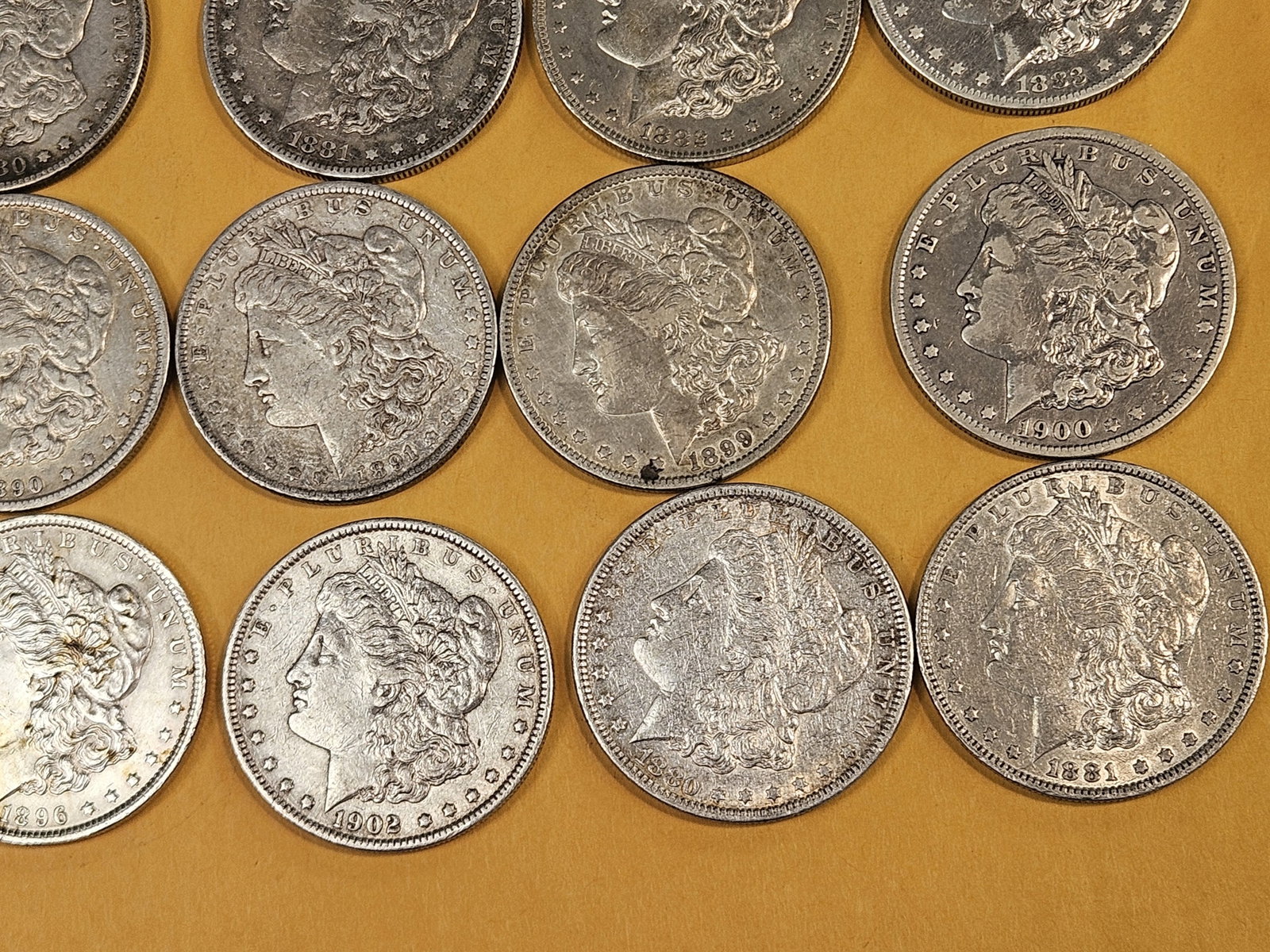 ** FULL ROLL ** Twenty Morgan Silver Dollars - 3