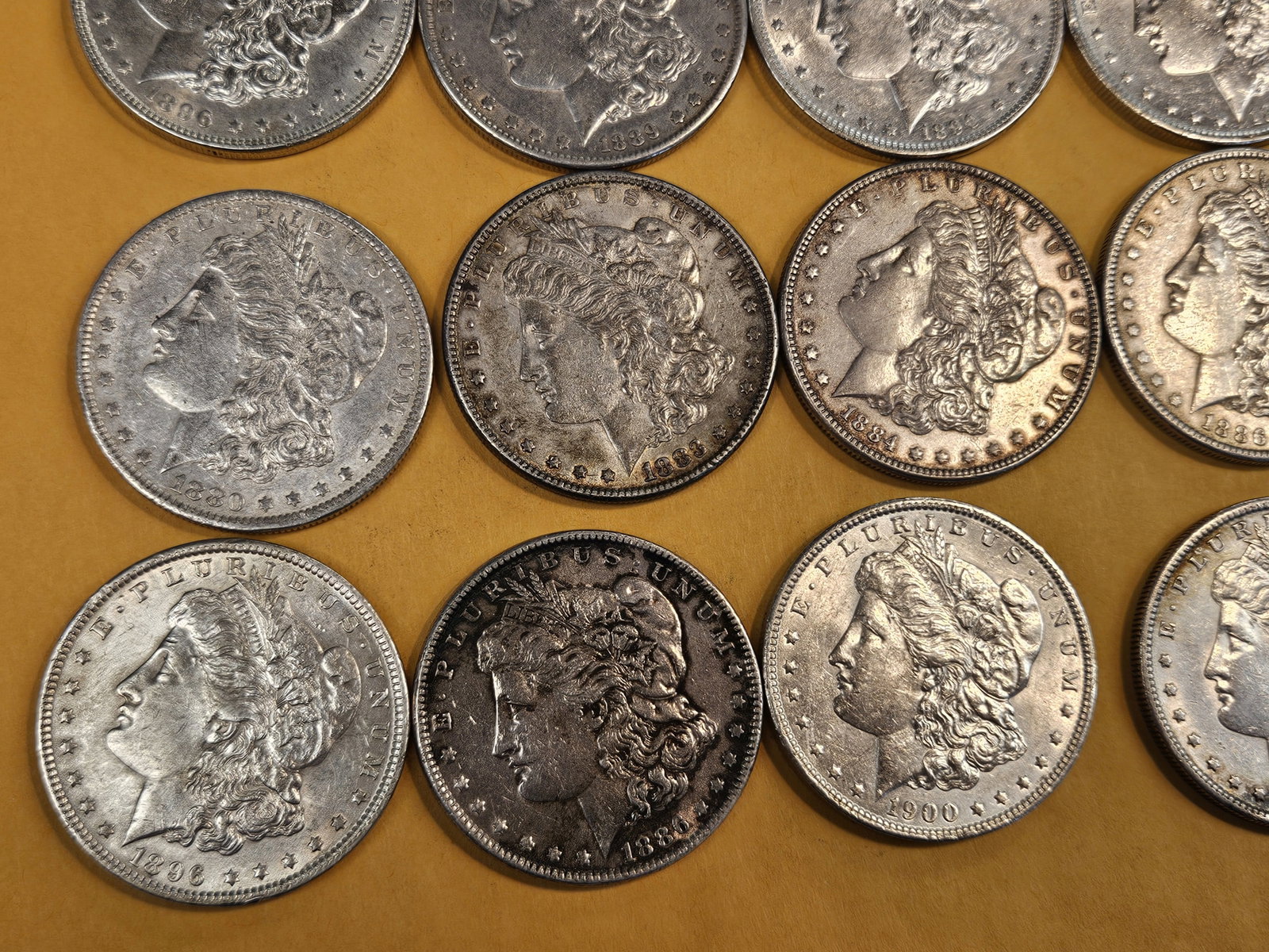 ** FULL ROLL ** Twenty Morgan Silver Dollars - 4