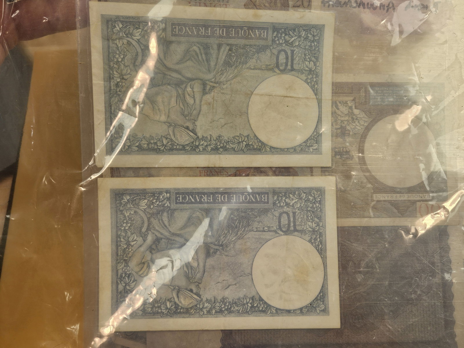 SIXTY-ONE mixed World Notes - 5