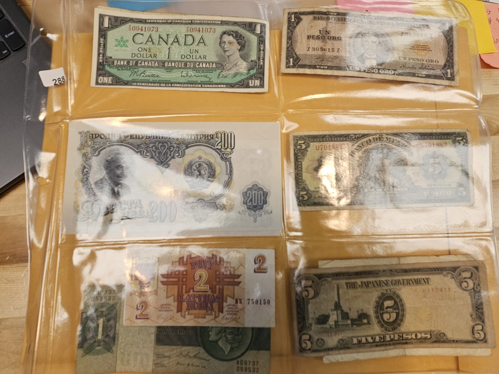 Hodge-podge mix of World notes: Ten notes. Nice mix