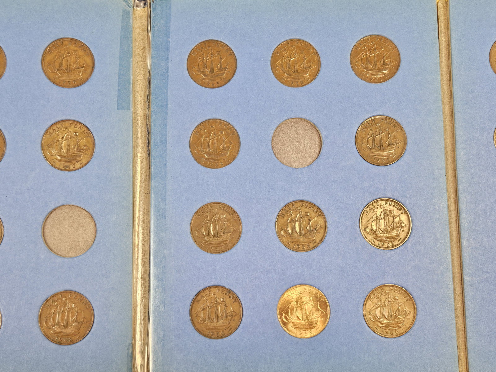 Two Whitman Great Britain Half-penny albums - 6