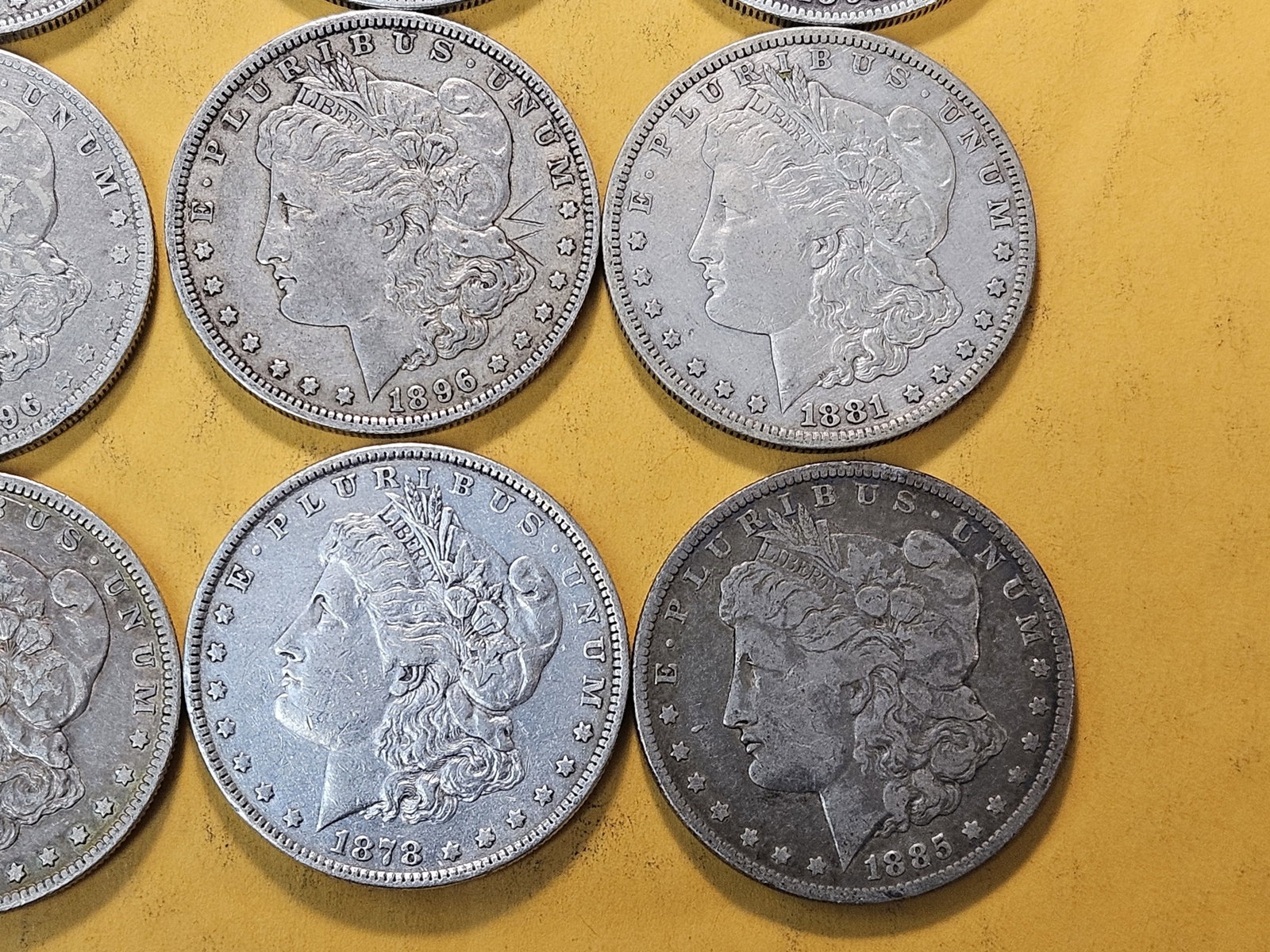 *FULL ROLL* Twenty Morgan Silver Dollars - 5