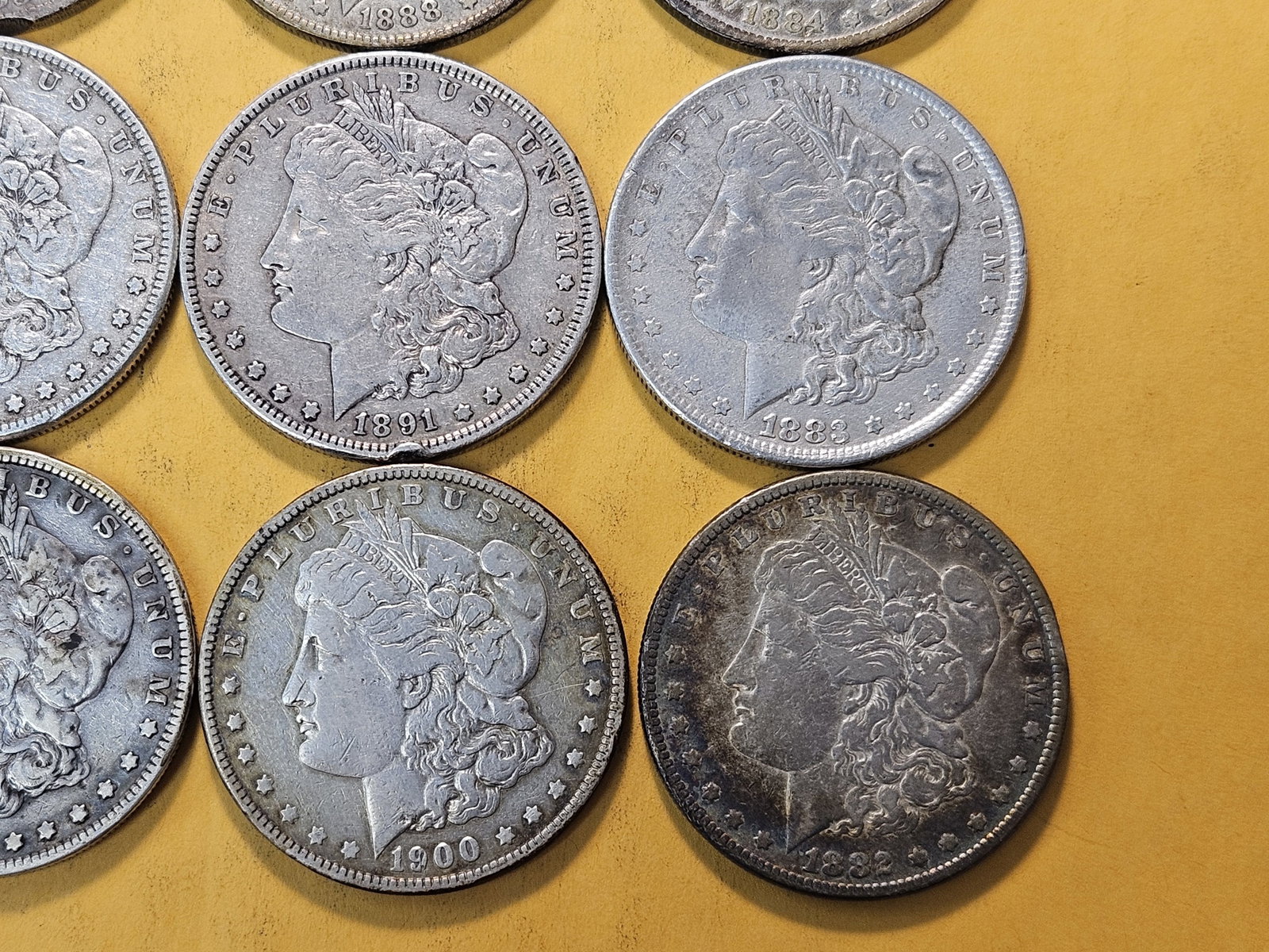 *FULL ROLL* Twenty Morgan Silver Dollars - 5