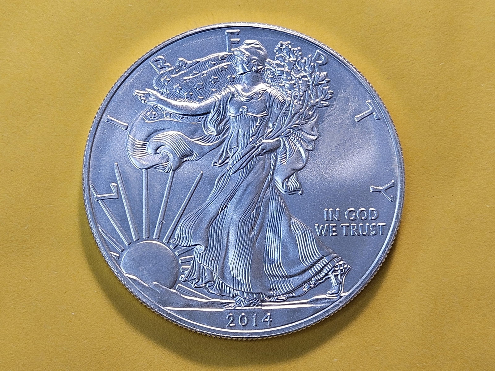 GEM Brilliant Uncirculated 2014 American Silver Eagle: Brilliant Cartwheel!