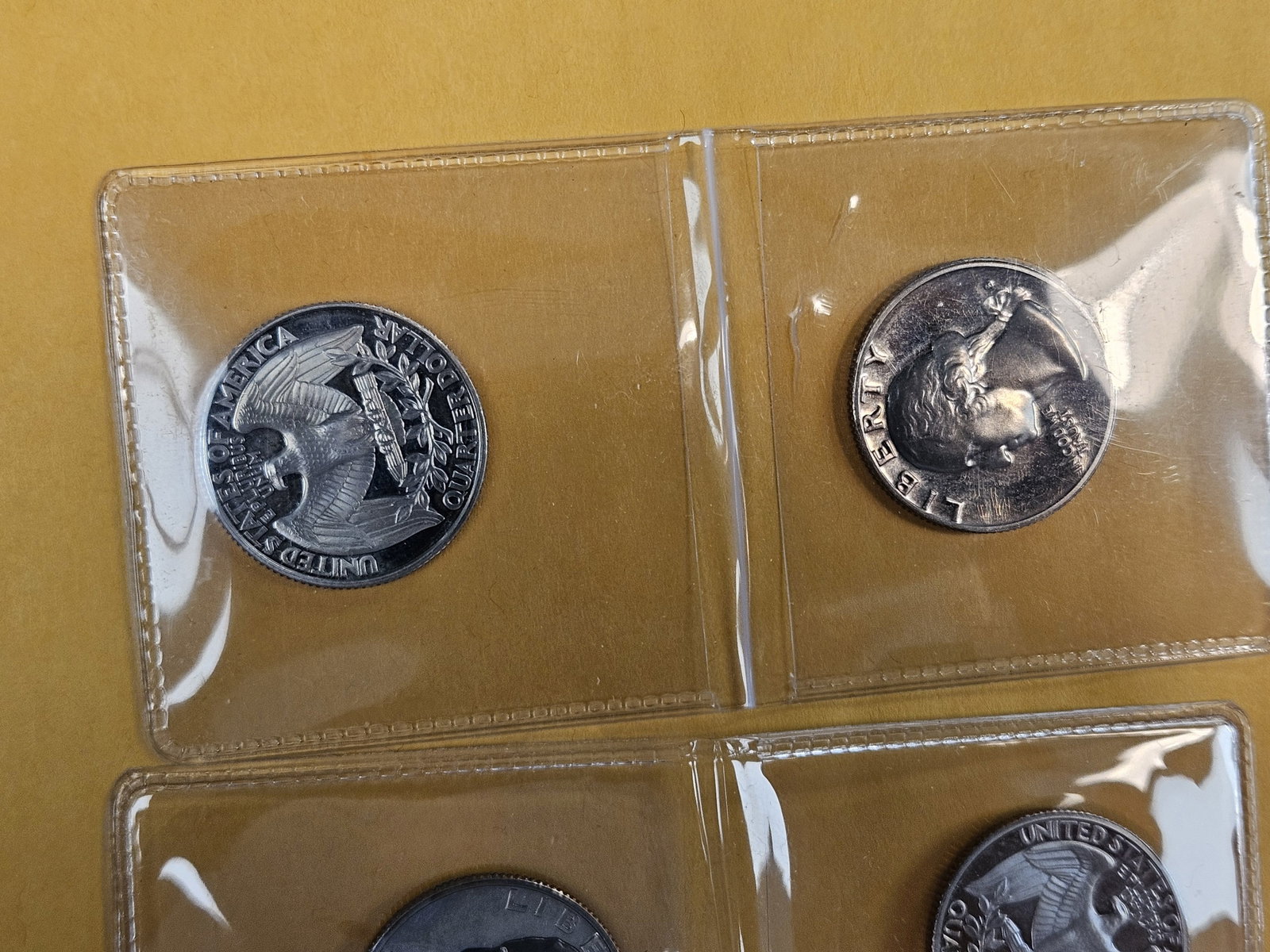 Eight mixed Washington Quarters - 2