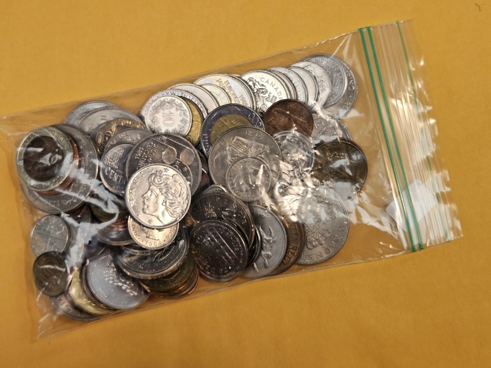 ONE POUND of mixed, Brilliant Uncirculated, World coins - 2