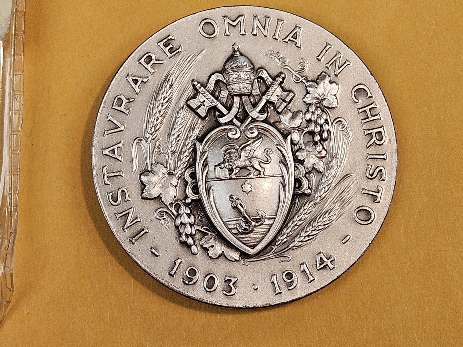 Vatican Pius PPX Medal 1903 - 1914: Weighs 72.2 grams. Not sure if it's silver, but other ones like it are