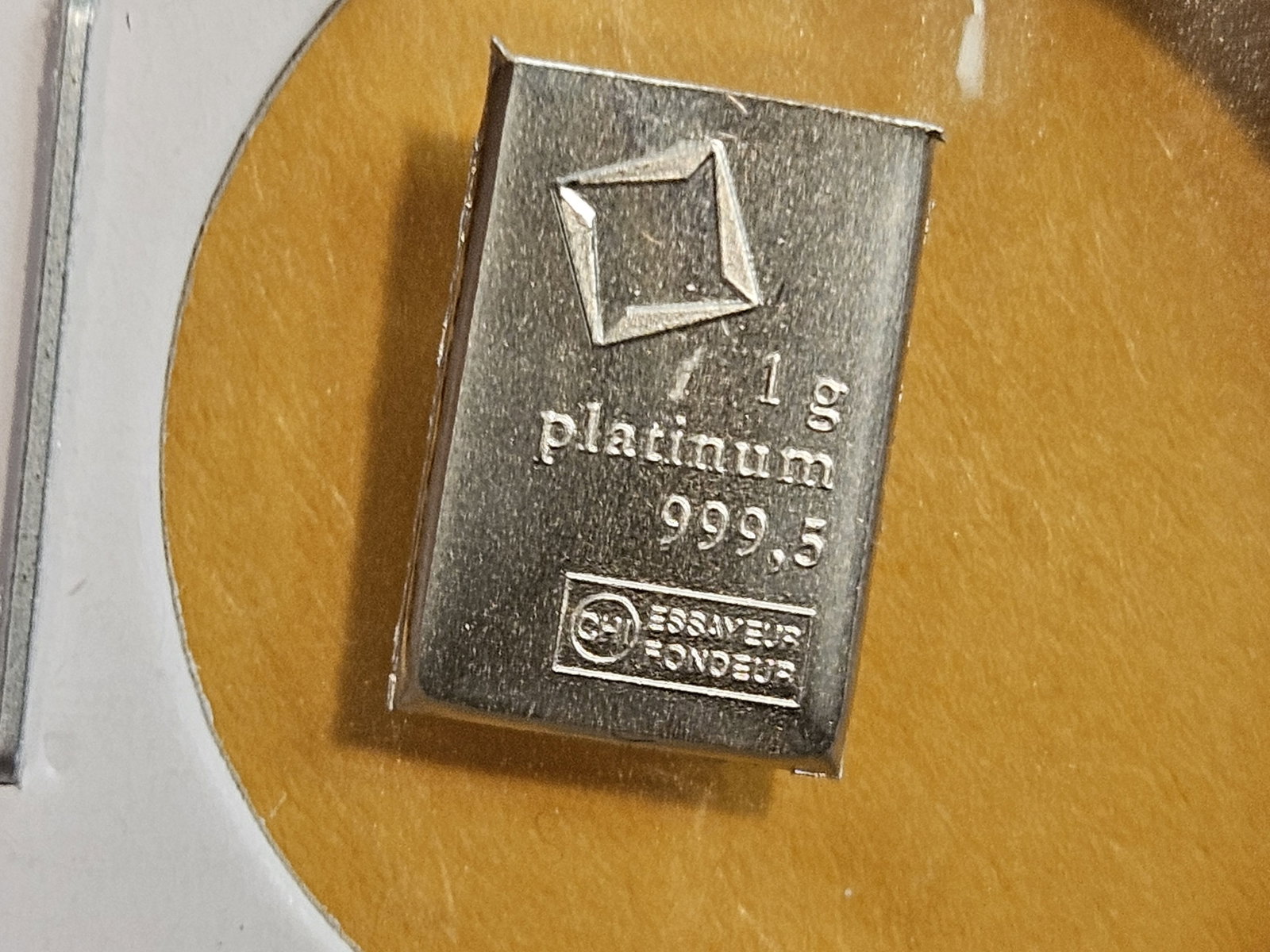 PLATINUM! Valcambi Fractional One Gram .9995 fine Platinum Bar: From a Valcambi Combi-bar